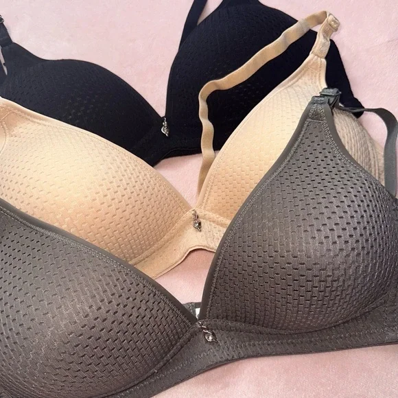 NWOT · 3-PACK NEUTRAL BRA TRIO W/ ADJUSTABLE STAPS · SIZE L (36B/38A) - Picture 3 of 10